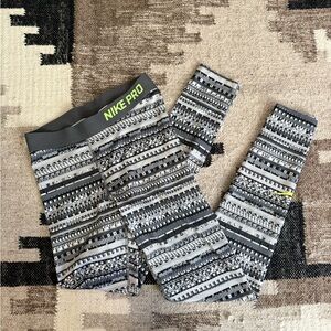 Nike Pro Patterned Leggings - Gray